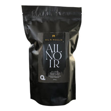 Load image into Gallery viewer, Ail noir biologique 500g du Québec