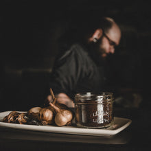 Load image into Gallery viewer, Pâte Ail Noir 800g par Ail Du Moulin