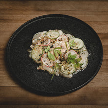 Load image into Gallery viewer, Ceviche de pétoncle à l'ail noir